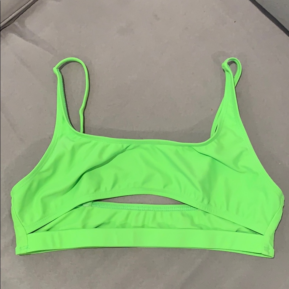 Iheartraves rave top